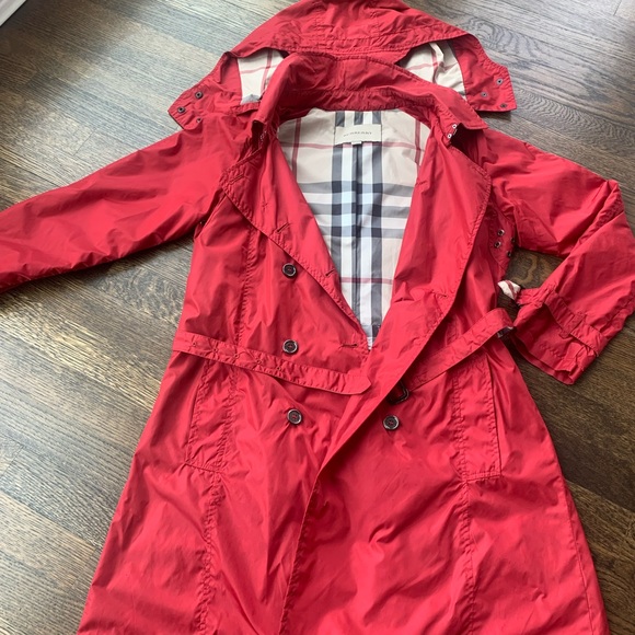Burberry rain coat - Picture 4 of 4